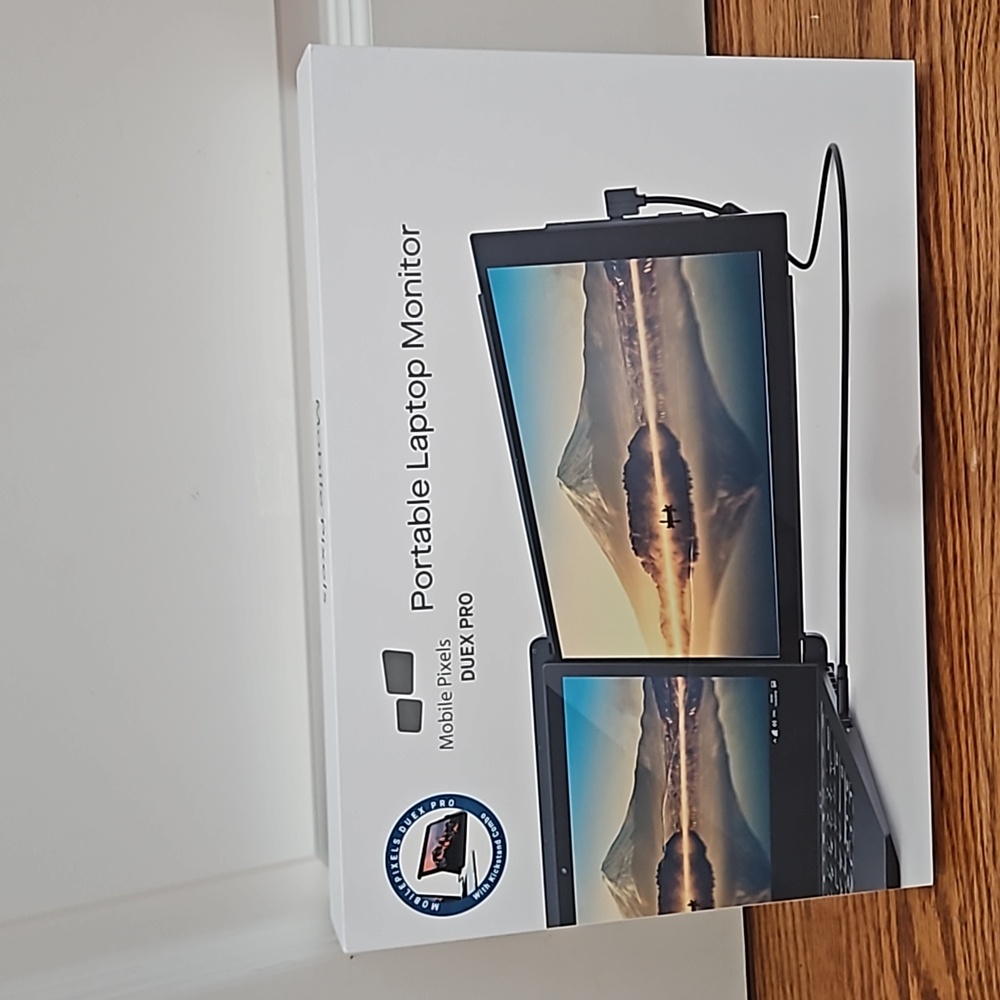 Mobile Pixels DUEX PRO 12.5in Full HD IPS Portable Monitor 101-1002P02. Open box